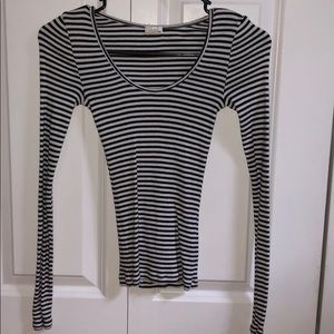 LONG SLEEVE STRIPED SHIRT